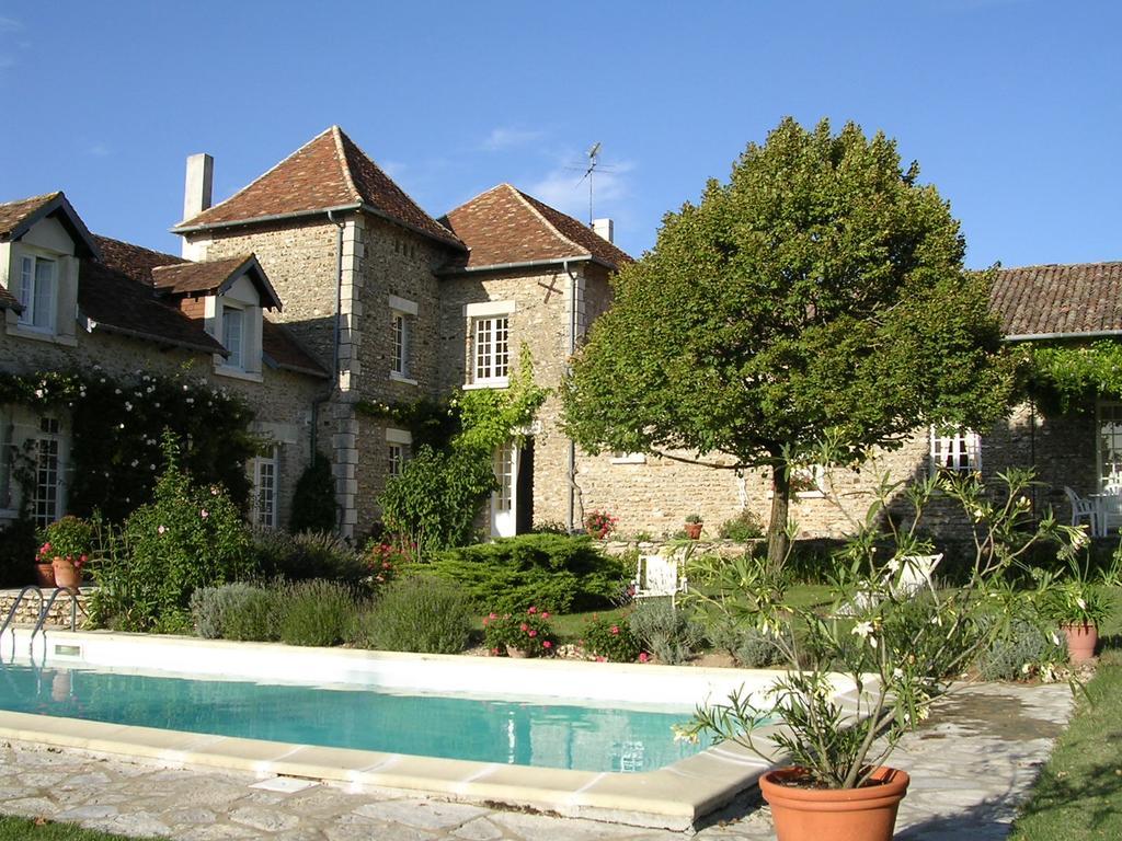 Chambres D'Hotes La Pocterie Vouneuil-sur-Vienne Exterior foto